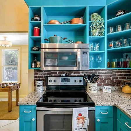Friends Airbnb Themed 2Bed 2Bath Walkable To All Of Ybor Tampa Eksteriør bilde