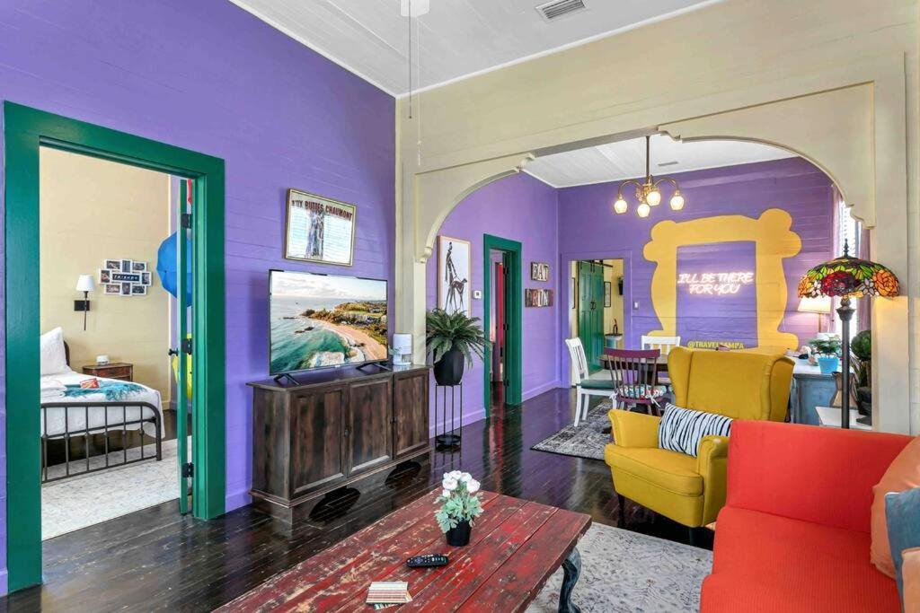 Friends Airbnb Themed 2Bed 2Bath Walkable To All Of Ybor Tampa Eksteriør bilde