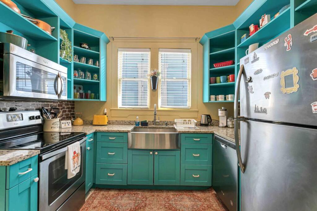 Friends Airbnb Themed 2Bed 2Bath Walkable To All Of Ybor Tampa Eksteriør bilde